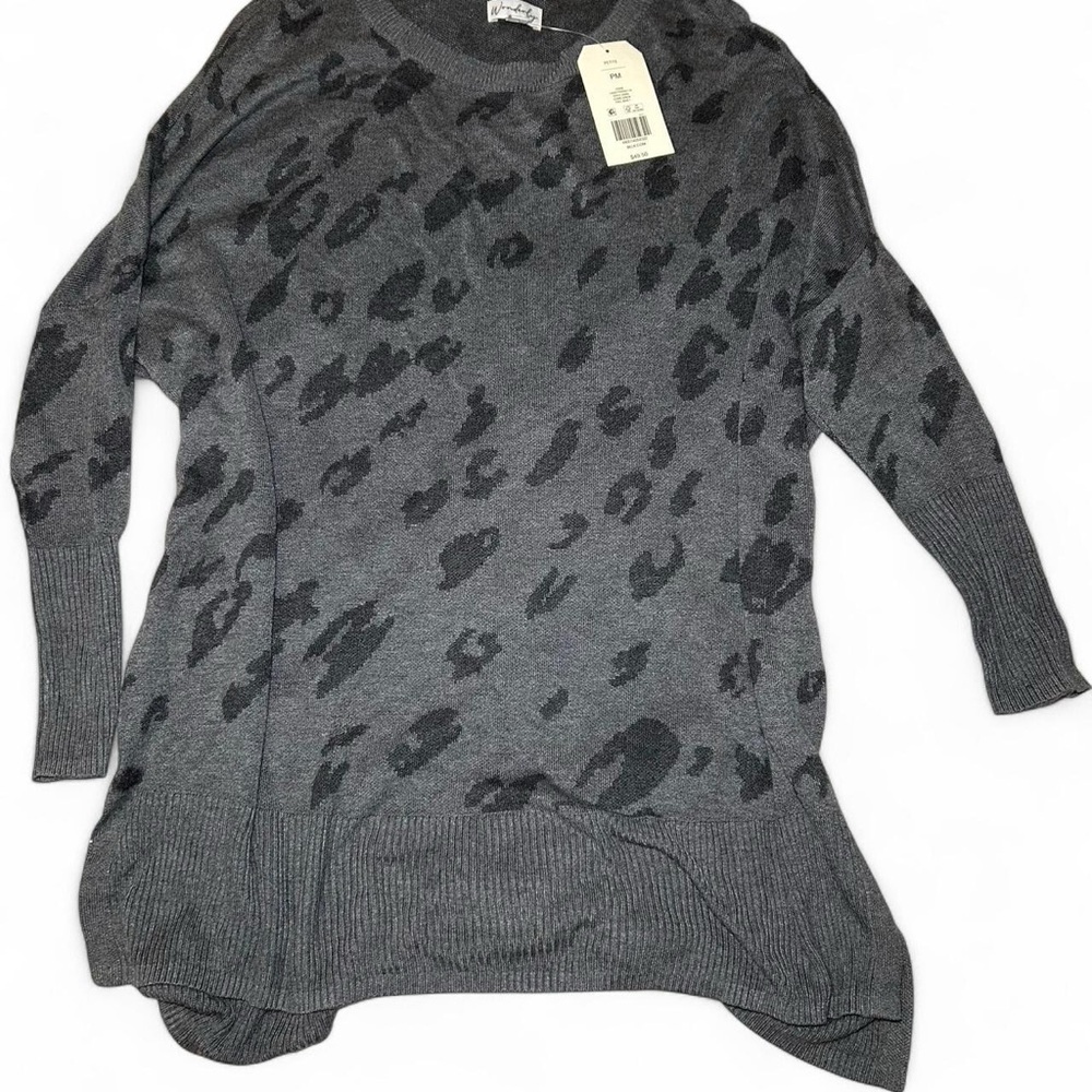Gray Leopard Print Women's Sweater New with tags